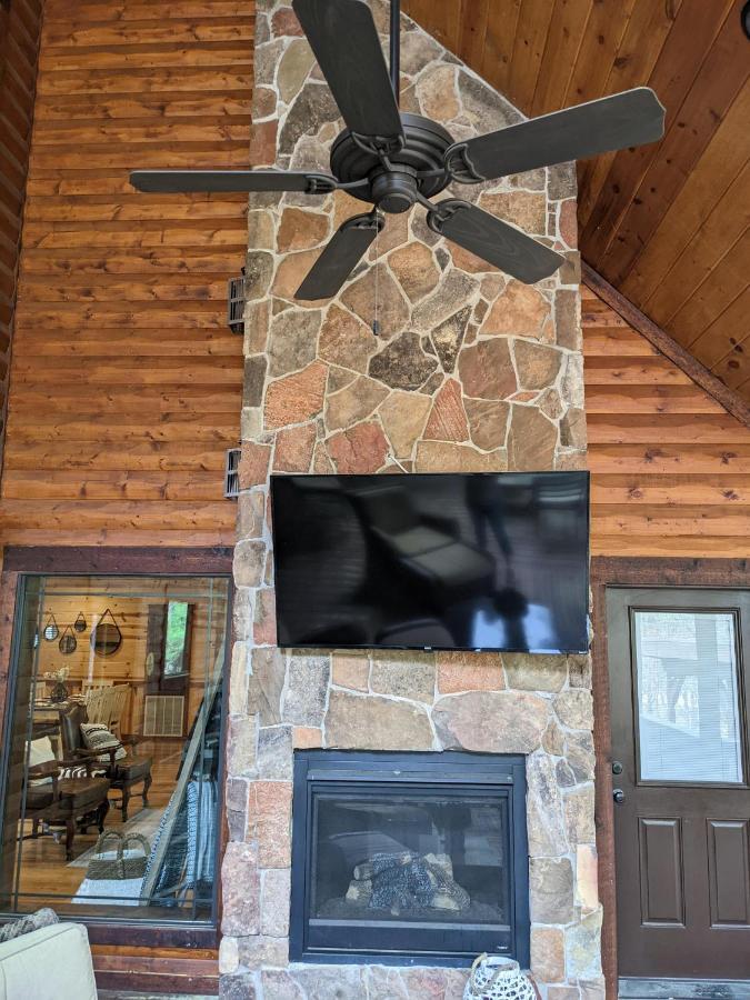 Stone Mountain Lodge 5000Sqft 6 Bed Game Room Pool Table Hot Tub Broken Bow Exterior photo